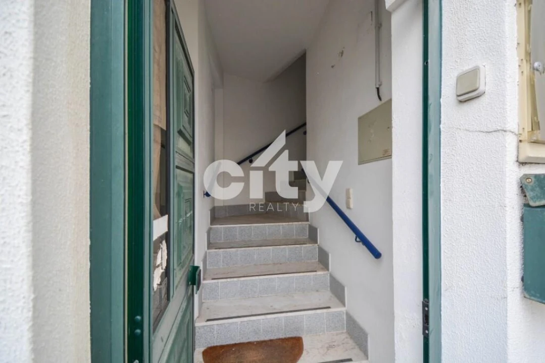 Apartamento T2 para Venda em Montargil Foto 2