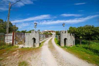 Quinta T6 para Venda em Canaviais
