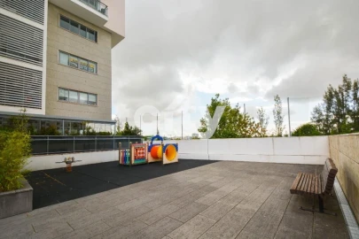 Apartamento T2 para Arrendamento em Alvalade