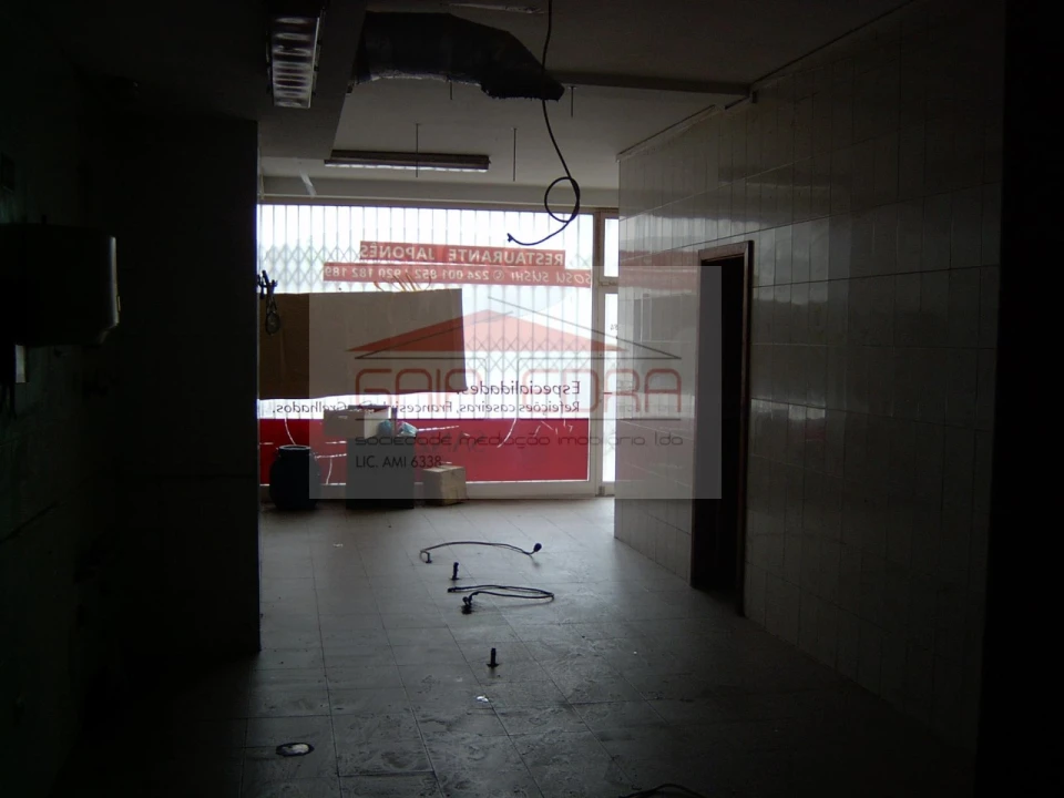 Loja para Arrendamento em Aguas Santas Foto 6