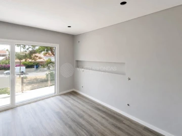 Moradia T3 para Venda em Fernao Ferro