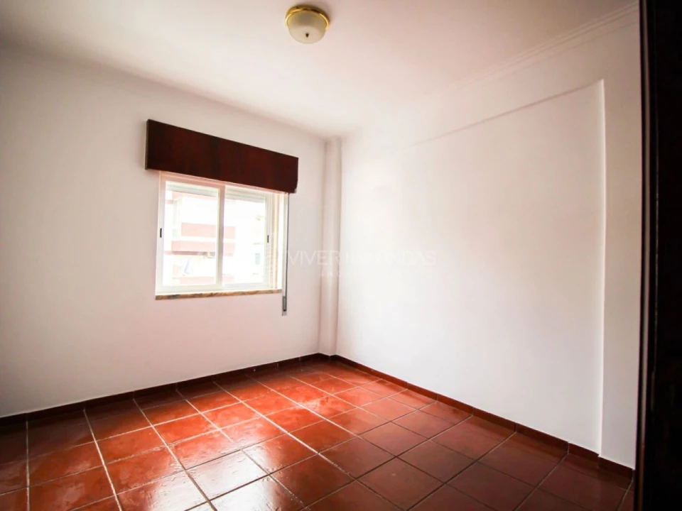 Apartamento T2 para Arrendamento em Costa da Caparica Foto 12