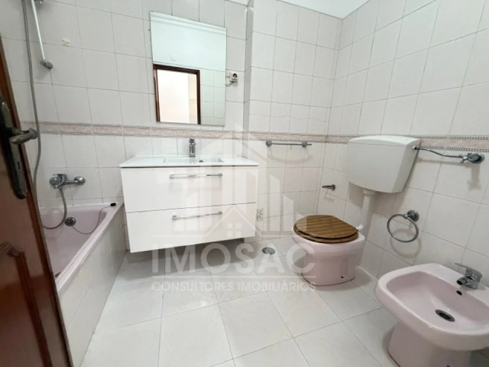 Apartamento T3 para Venda em Loures Foto 7