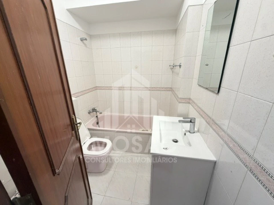 Apartamento T3 para Venda em Loures Foto 10