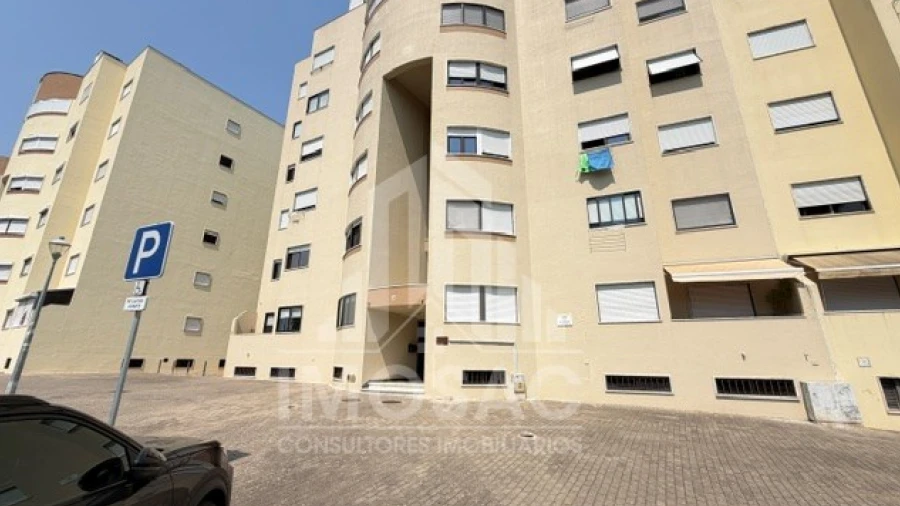 Apartamento T3 para Venda em Loures