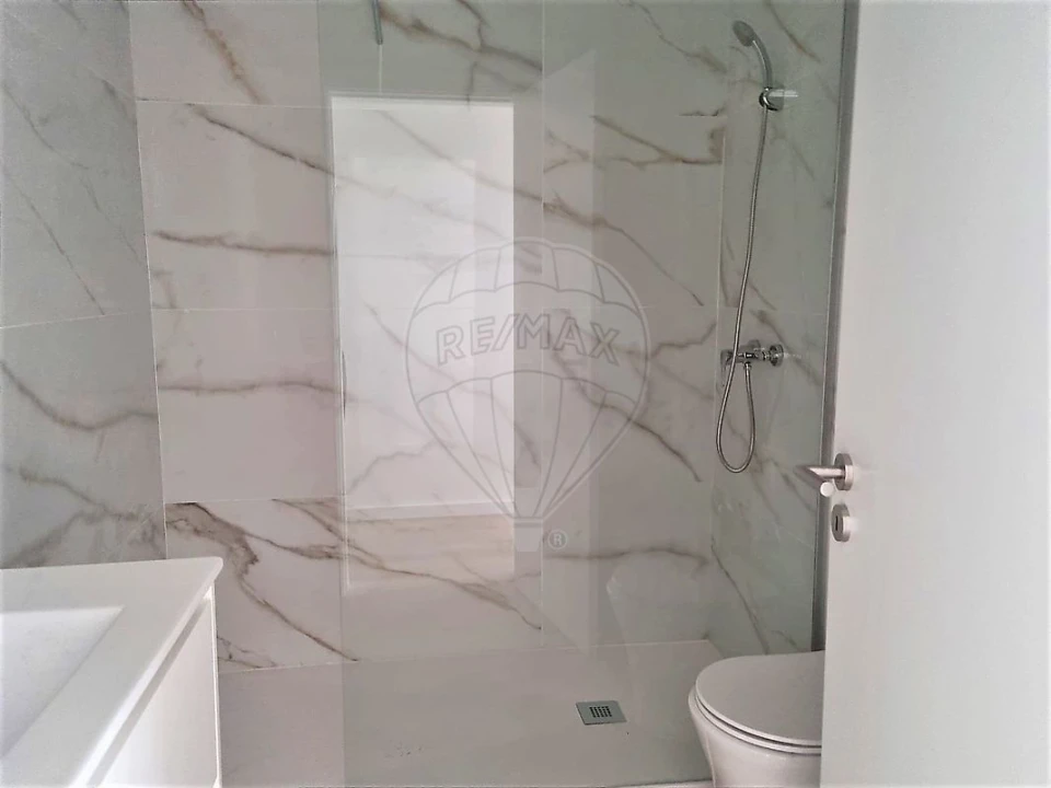 Apartamento T3 para Arrendamento em Arroios Foto 11