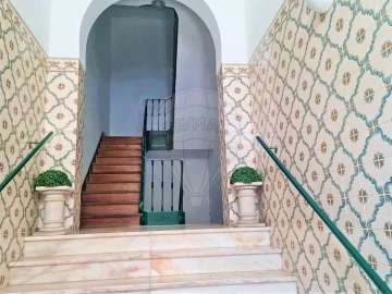 Apartamento T3 para Arrendamento em Arroios