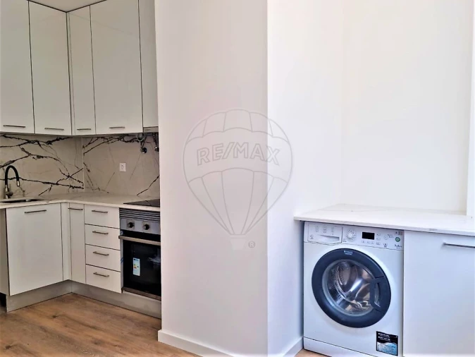 Apartamento T3 para Arrendamento em Arroios Foto 4