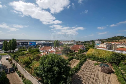 Apartamento T3 para Venda em Alverca do Ribatejo e Sobralinho