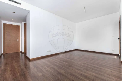 Apartamento T3 para Venda em Alverca do Ribatejo e Sobralinho