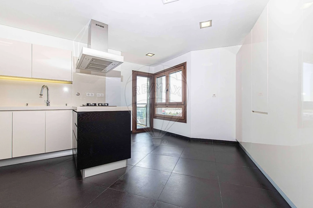 Apartamento T3 para Venda em Alverca do Ribatejo e Sobralinho Foto 12