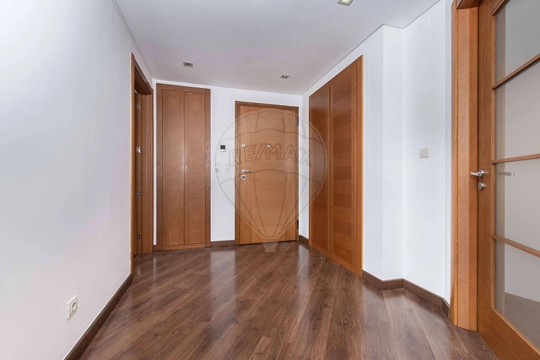 Apartamento T3 para Venda em Alverca do Ribatejo e Sobralinho Foto 21