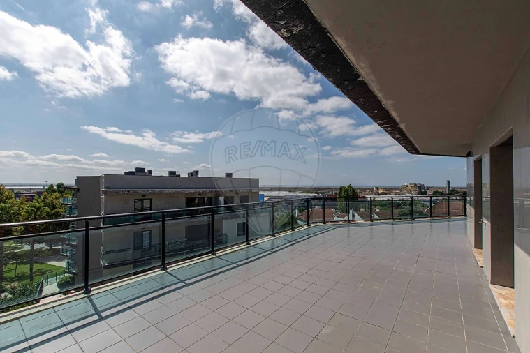 Apartamento T3 para Venda em Alverca do Ribatejo e Sobralinho Foto 19