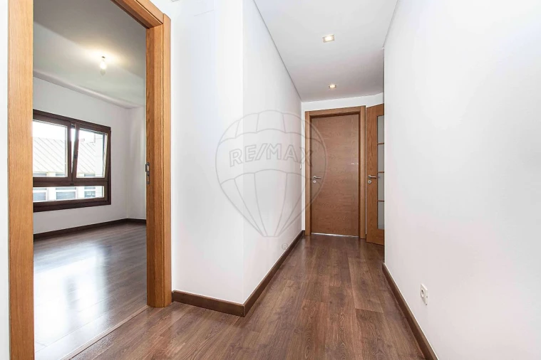 Apartamento T3 para Venda em Alverca do Ribatejo e Sobralinho Foto 7