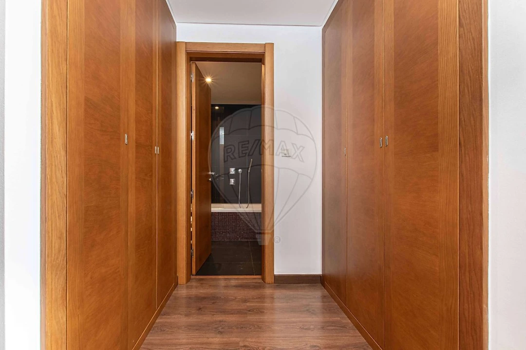 Apartamento T3 para Venda em Alverca do Ribatejo e Sobralinho Foto 8