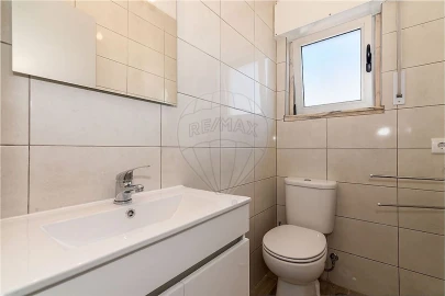 Apartamento T3 para Arrendamento em Arruda dos Vinhos