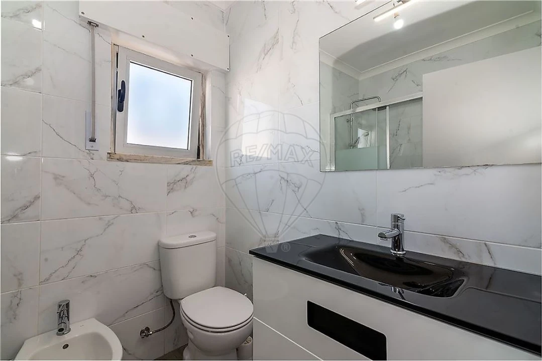 Apartamento T3 para Arrendamento em Arruda dos Vinhos Foto 21