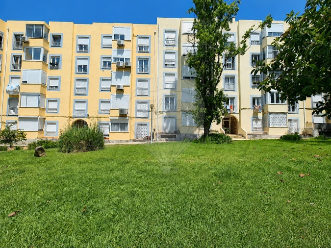 Apartamento T2 para Venda em Cascais e Estoril Foto 3