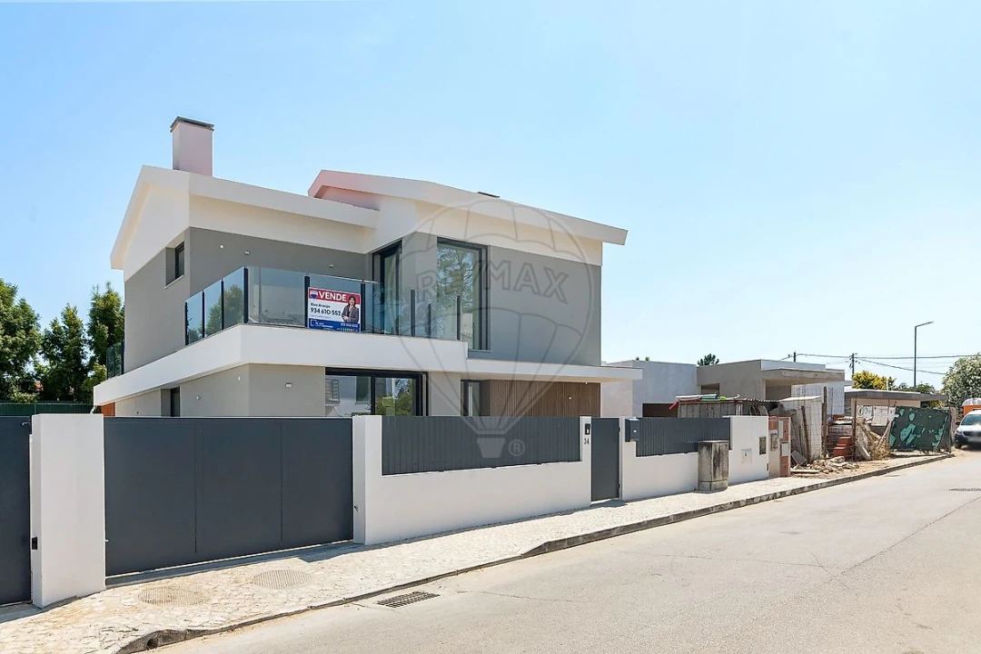 Moradia T3 para Venda em Sesimbra (Castelo) Foto 4