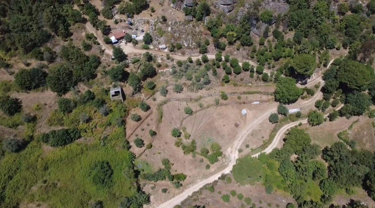 Terreno para Venda em Midões Foto 9