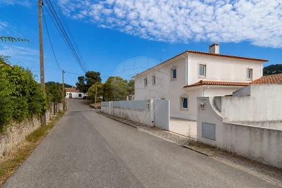 Moradia T5 para Venda em Santa Maria e São Miguel, São Martinho, São Pedro Penaferrim