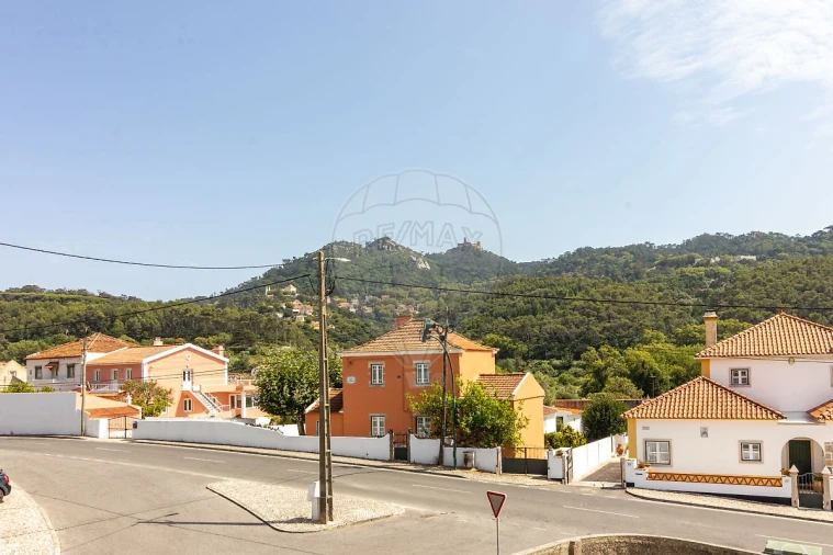 Moradia T5 para Venda em Santa Maria e São Miguel, São Martinho, São Pedro Penaferrim Foto 26