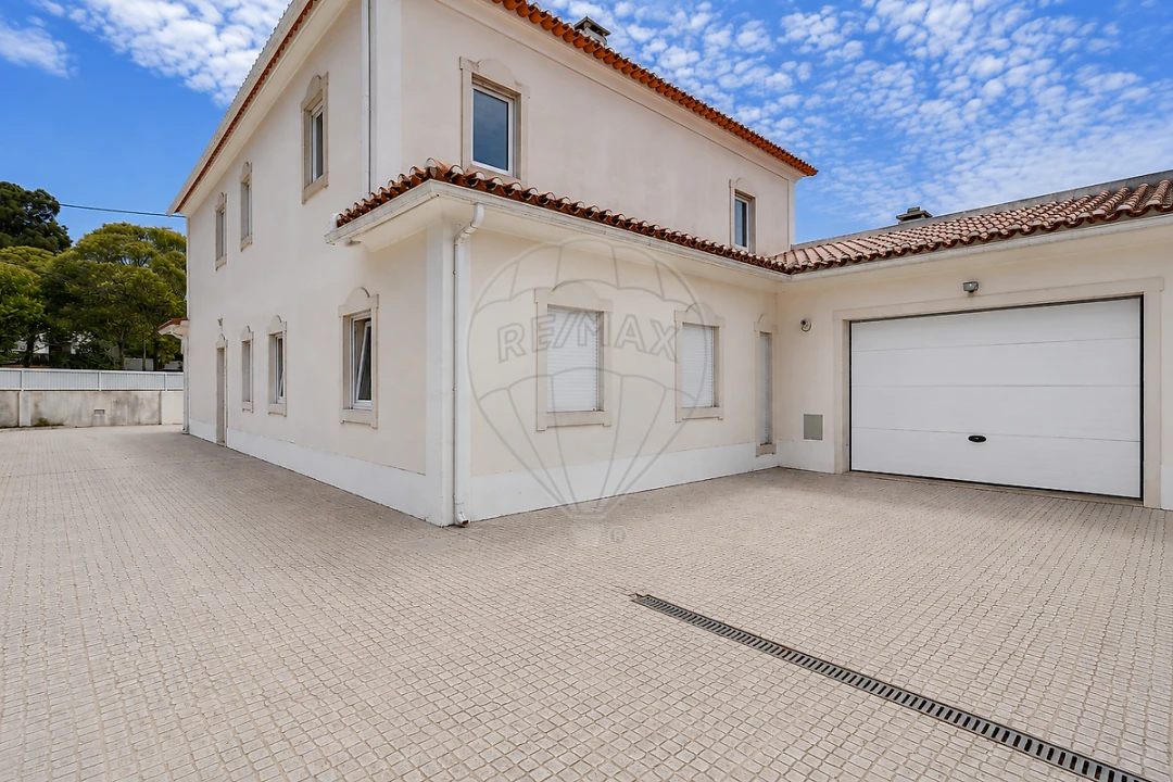 Moradia T5 para Venda em Santa Maria e São Miguel, São Martinho, São Pedro Penaferrim Foto 42