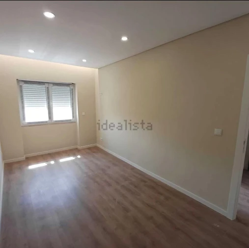 Apartamento T2 para Venda em Queluz e Belas Foto 18