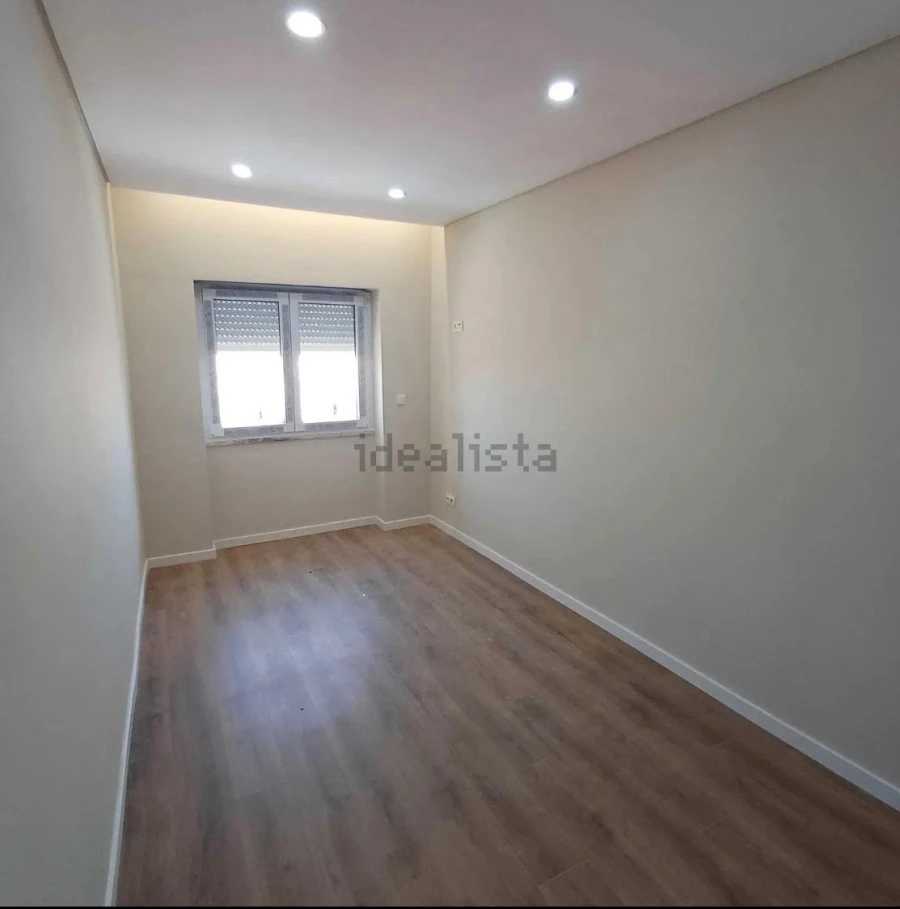 Apartamento T2 para Venda em Queluz e Belas Foto 8