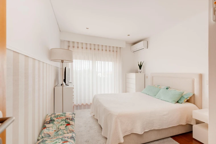 Apartamento T2 para Venda em Mesão Frio Foto 6