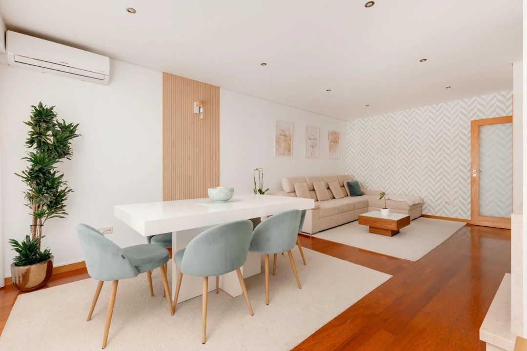 Apartamento T2 para Venda em Mesão Frio Foto 3