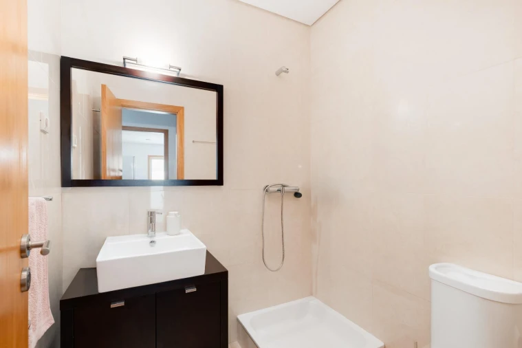 Apartamento T2 para Venda em Mesão Frio Foto 11