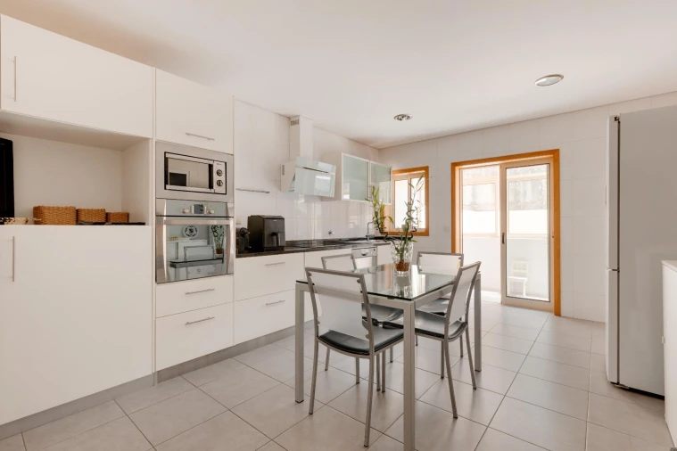 Apartamento T2 para Venda em Mesão Frio Foto 4