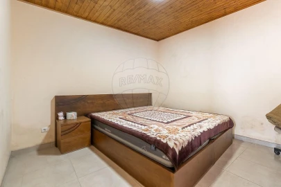 Moradia T2 para Venda em São João de Rei