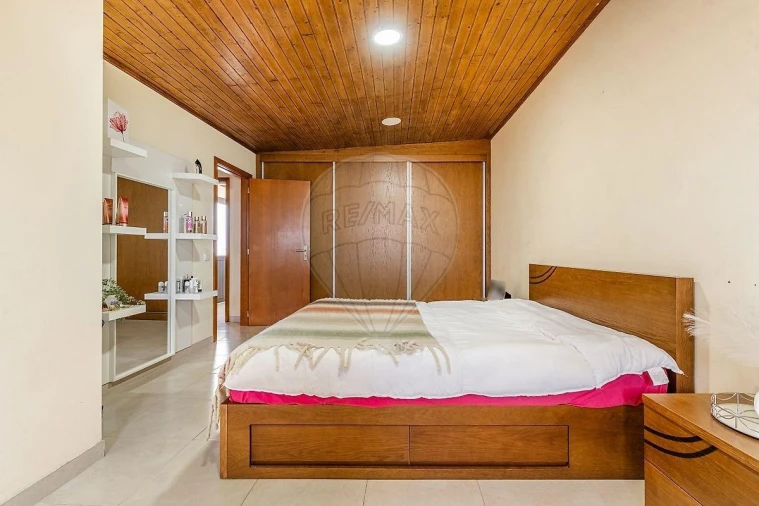 Moradia T2 para Venda em São João de Rei Foto 15