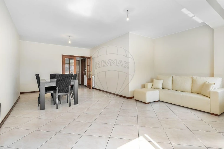 Apartamento T3 para Venda em Povoa de Lanhoso (N. Senhora do Amparo) Foto 18