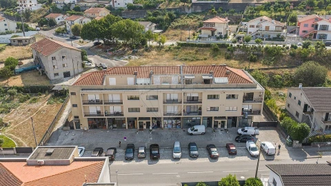 Apartamento T3 para Venda em Povoa de Lanhoso (N. Senhora do Amparo)
