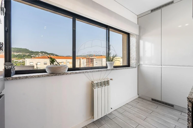 Apartamento T3 para Venda em Povoa de Lanhoso (N. Senhora do Amparo) Foto 17