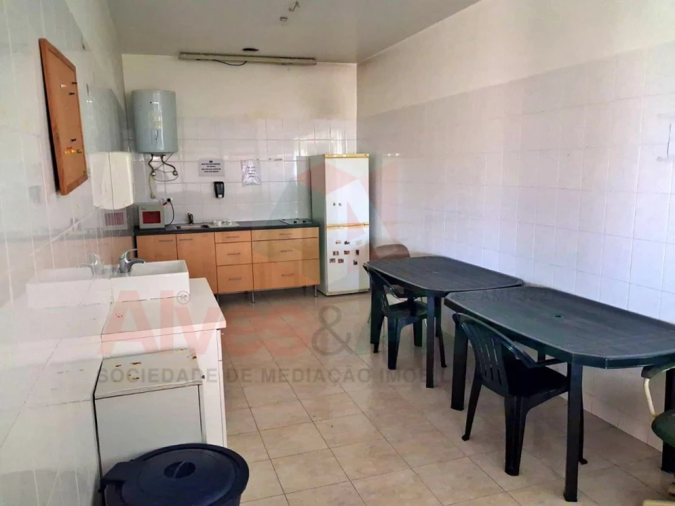 Armazém para Arrendamento em Touguinha e Touguinhó Foto 8