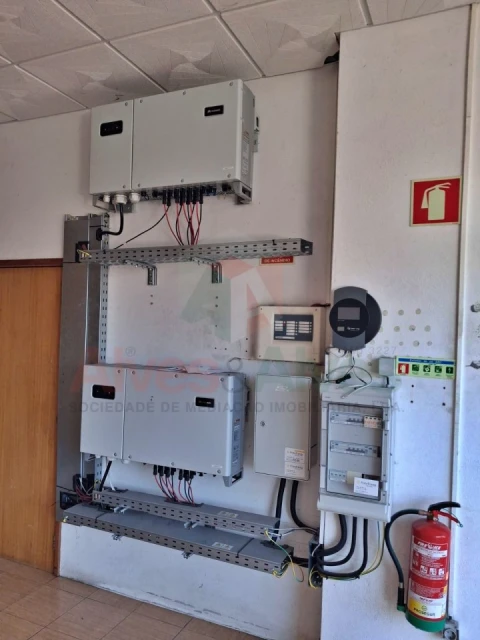 Armazém para Arrendamento em Touguinha e Touguinhó