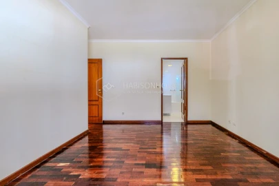Moradia T3 para Venda em Aguas Santas