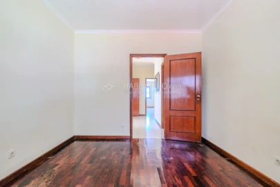 Moradia T3 para Venda em Aguas Santas