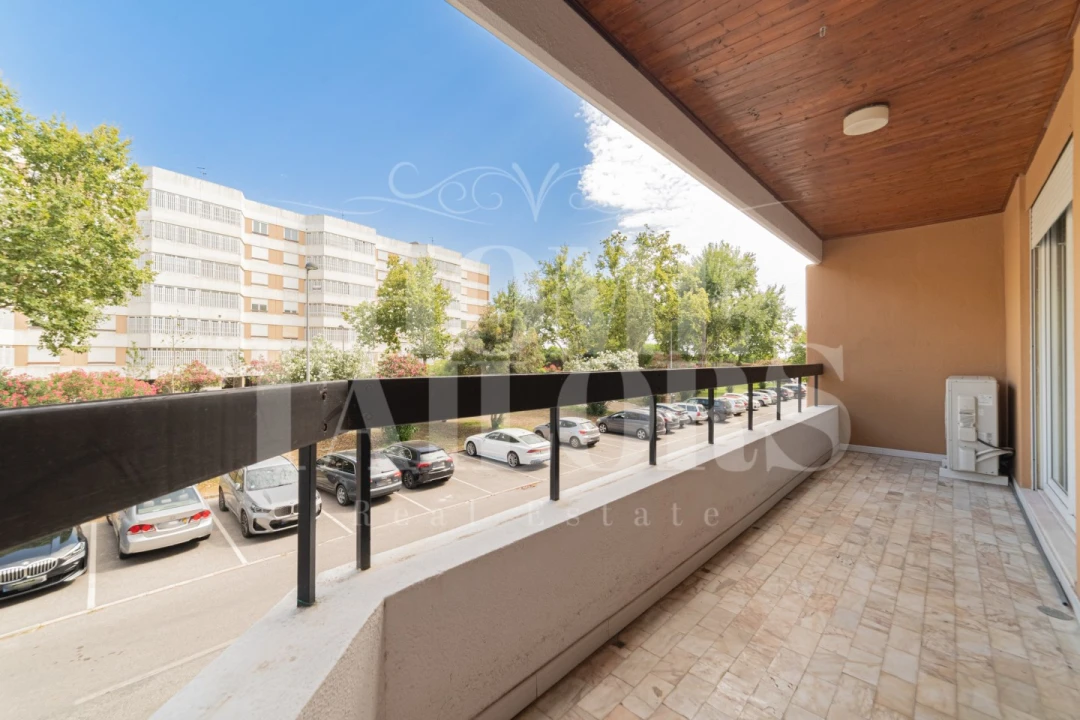 Apartamento T3 para Venda em Oeiras e São Julião da Barra, Paço de Arcos e Caxias Foto 7
