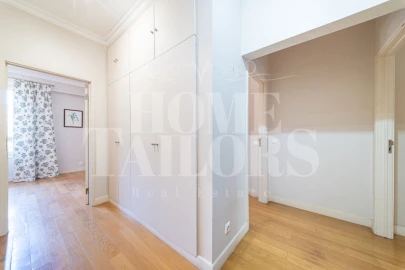 Apartamento T3 para Venda em Oeiras e São Julião da Barra, Paço de Arcos e Caxias