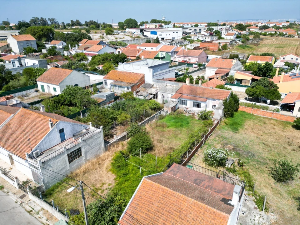 Terreno para Venda em Moita Foto 4