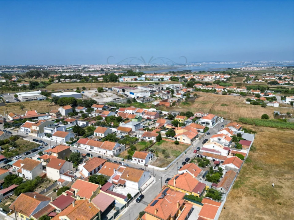 Terreno para Venda em Moita Foto 5