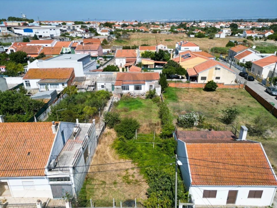 Terreno para Venda em Moita Foto 6