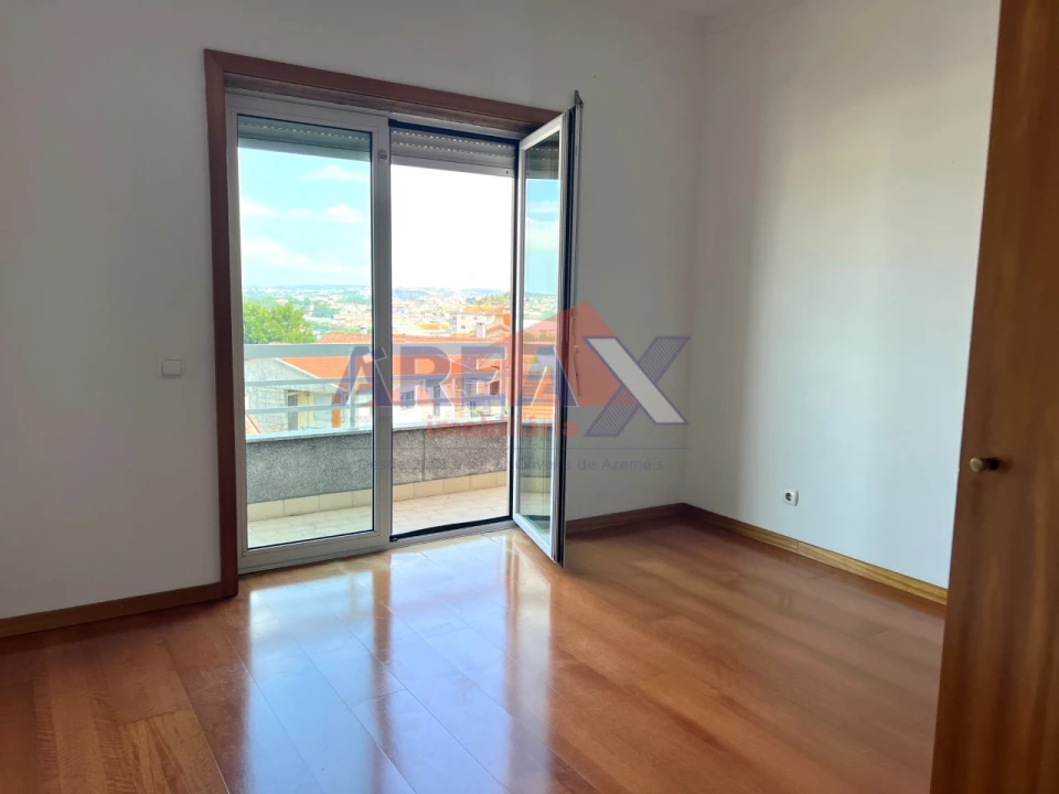 Apartamento T2 para Venda em O. Azeméis, Riba-Ul, Ul, Macinhata Seixa, Madail Foto 14