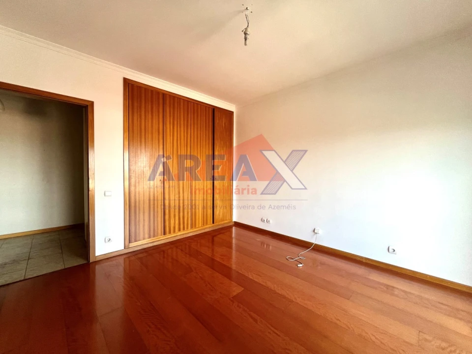 Apartamento T2 para Venda em O. Azeméis, Riba-Ul, Ul, Macinhata Seixa, Madail Foto 17