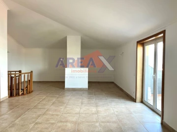 Apartamento T2 para Venda em O. Azeméis, Riba-Ul, Ul, Macinhata Seixa, Madail